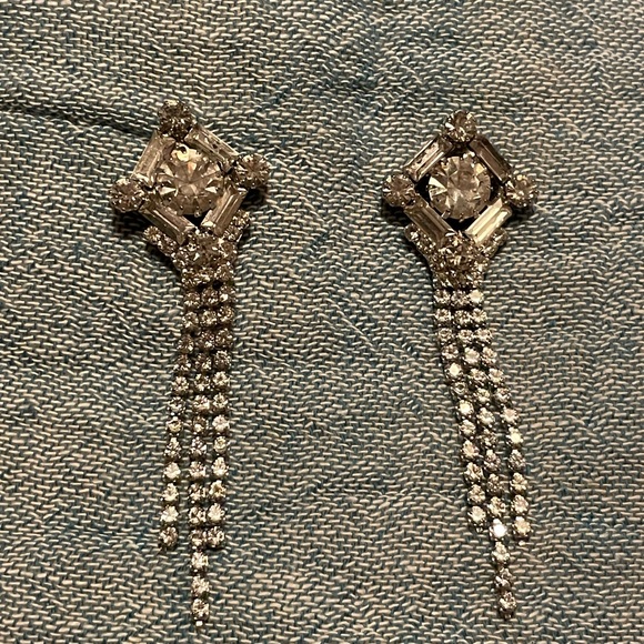 Silver tone sparkly cocktail dangle earrings studs - Picture 2 of 4